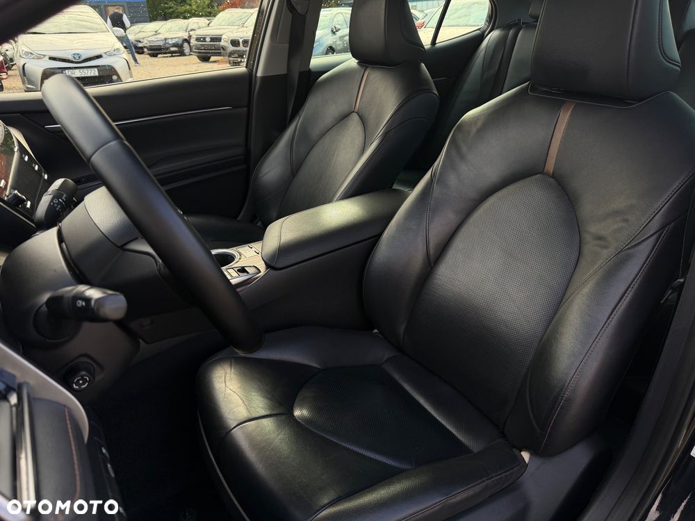 Toyota Camry 2.5 Hybrid Prestige CVT - 20