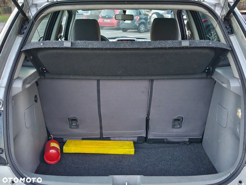 Suzuki SX4 1.6 GS / Premium - 17