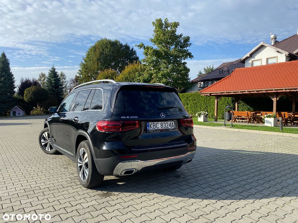 Mercedes-Benz GLB 250 mHEV 4-Matic Progressive 8G-DCT - 22