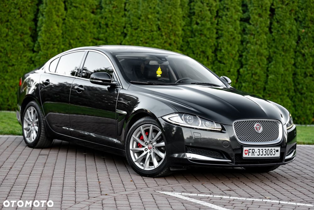 Jaguar XF 2.2 - 5