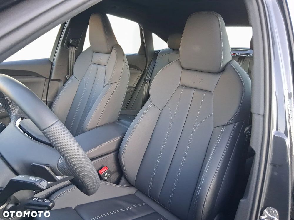 Audi Q5 Sportback - 12