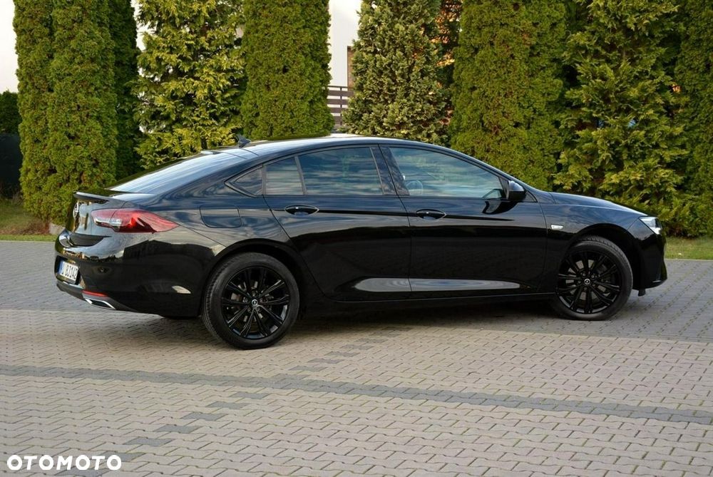 Opel Insignia 2.0 CDTI Ultimate S&S - 11