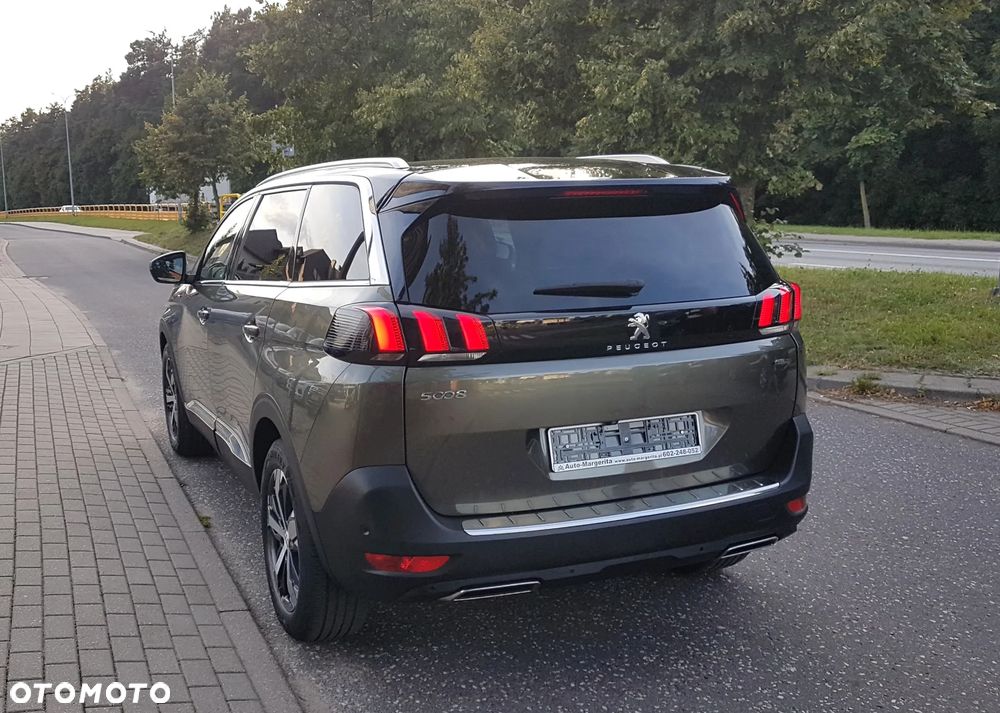 Peugeot 5008 - 4