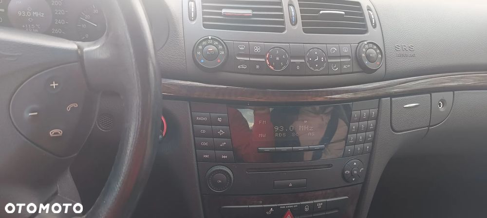 Mercedes-Benz Klasa E 200 Kompressor Classic - 8