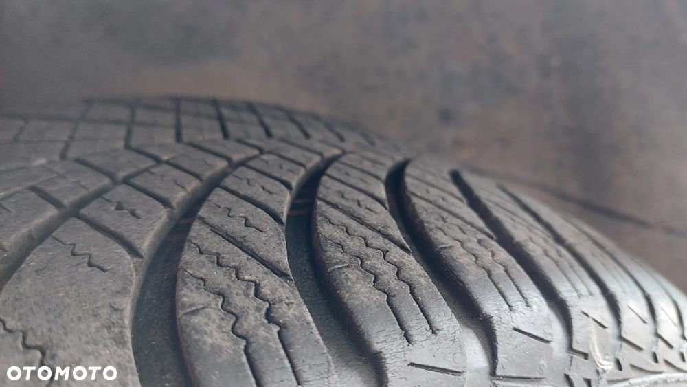 Volkswagen Golf Plus 1.6 Comfortline - 12