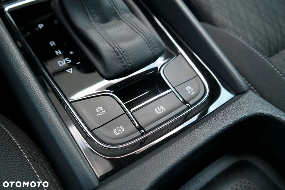 Skoda Karoq 1.5 TSI ACT Style DSG - 34