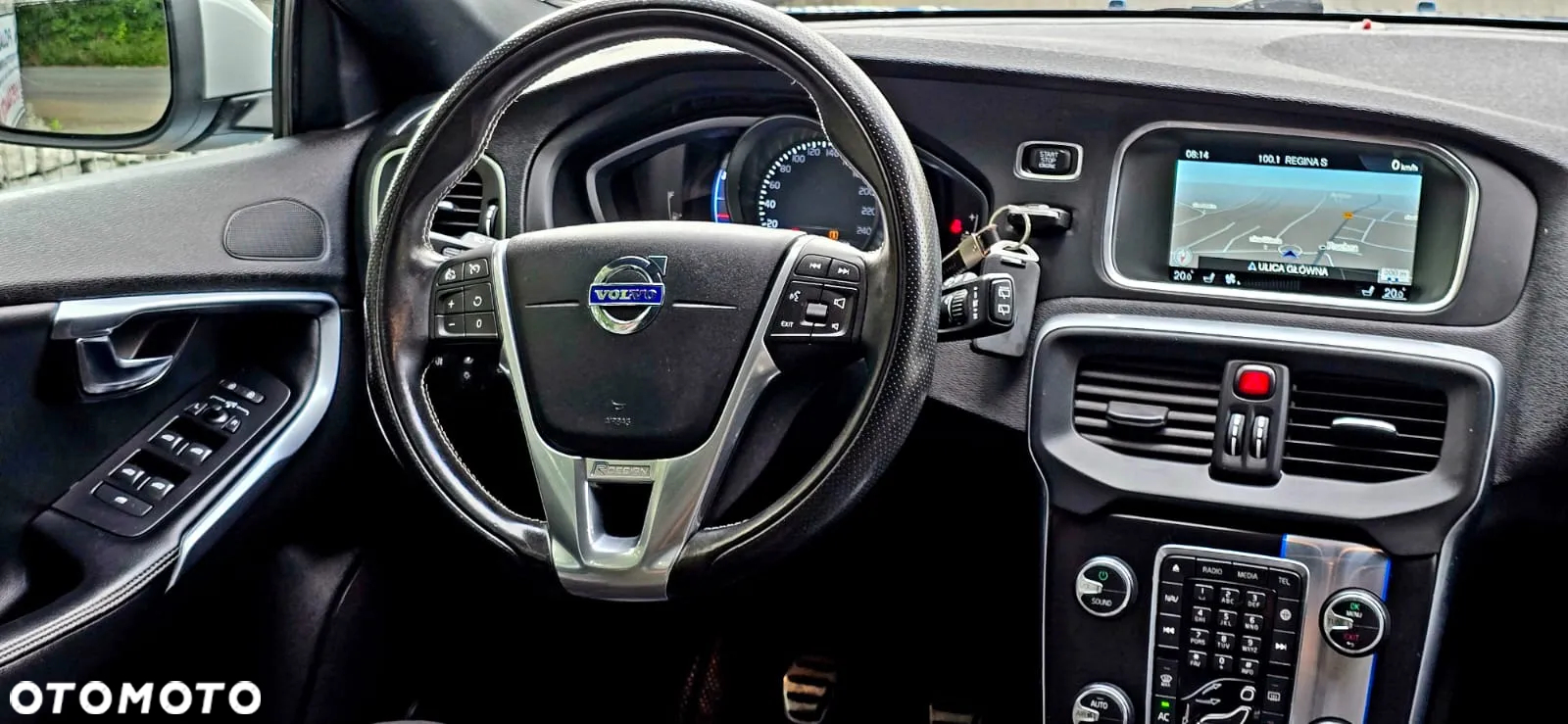 Volvo V40 D2 Drive-E R-Design Momentum - 21