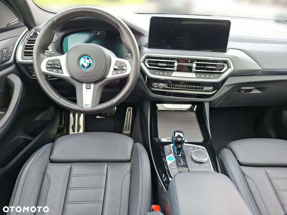 BMW iX3 80kWh Impressive - 15