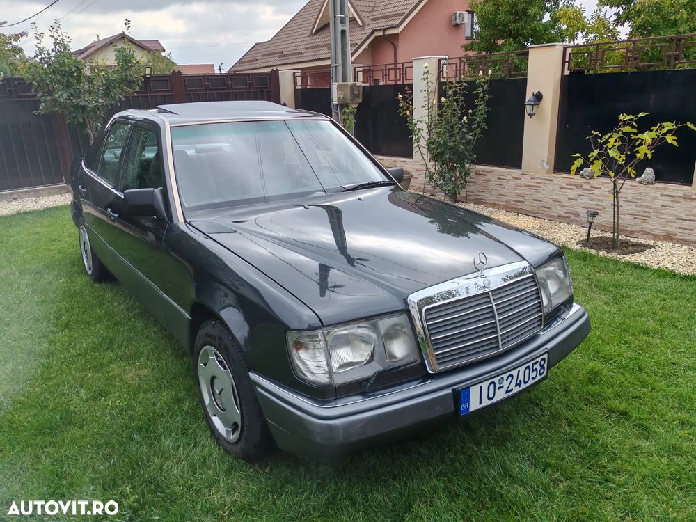 Mercedes-Benz W124 - 1