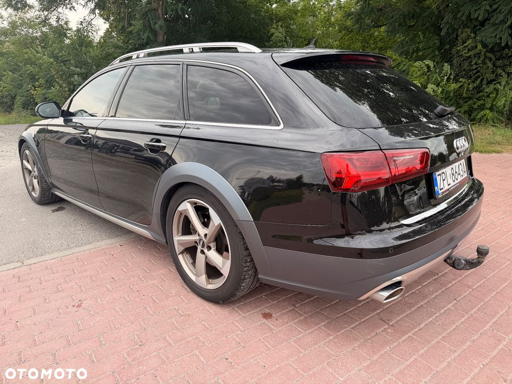 Audi A6 Allroad - 11