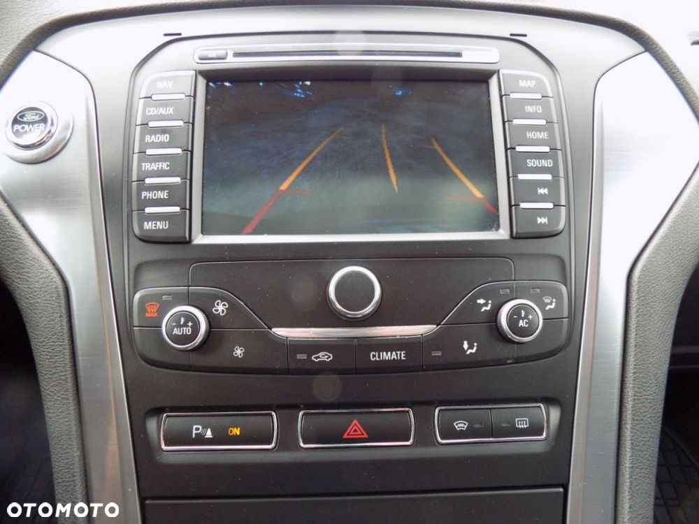 Ford Mondeo SW - 11