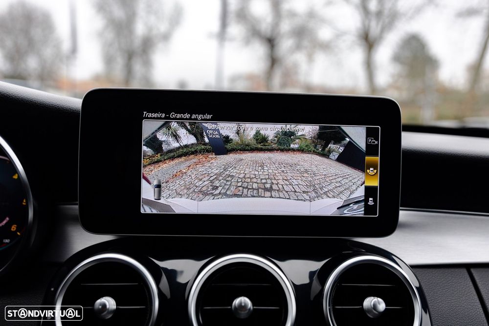 Mercedes-Benz C 220 d AMG Line - 26