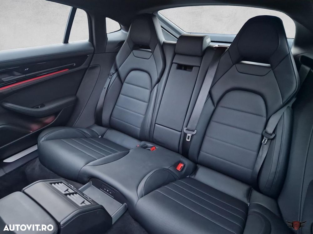 Porsche Panamera - 15