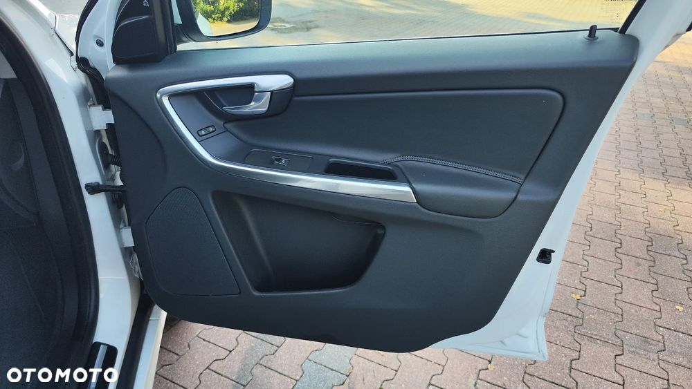 Volvo XC 60 - 31