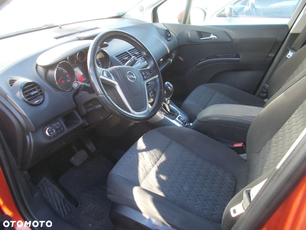 Opel Meriva - 13