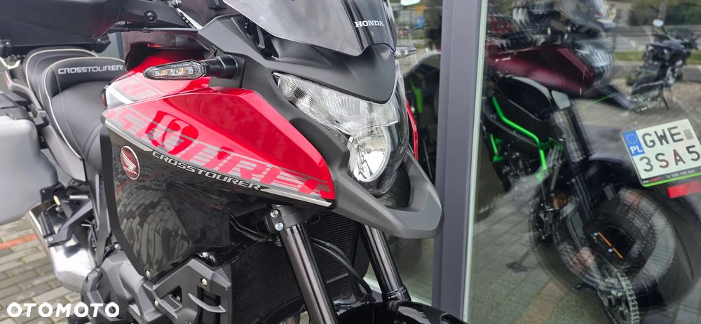 Honda VFR - 9