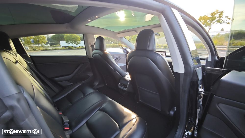 Tesla Model 3 Long-Range Dual Motor AWD - 21