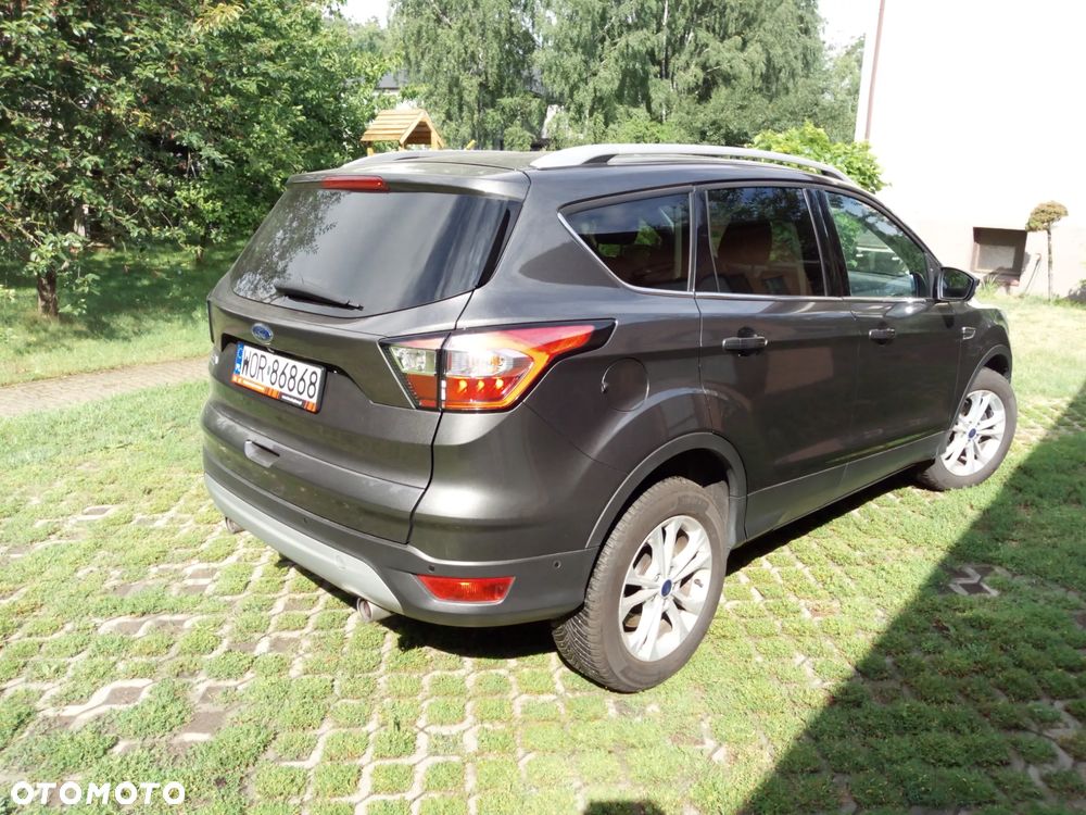 Ford Kuga 1.5 EcoBoost FWD Titanium - 3