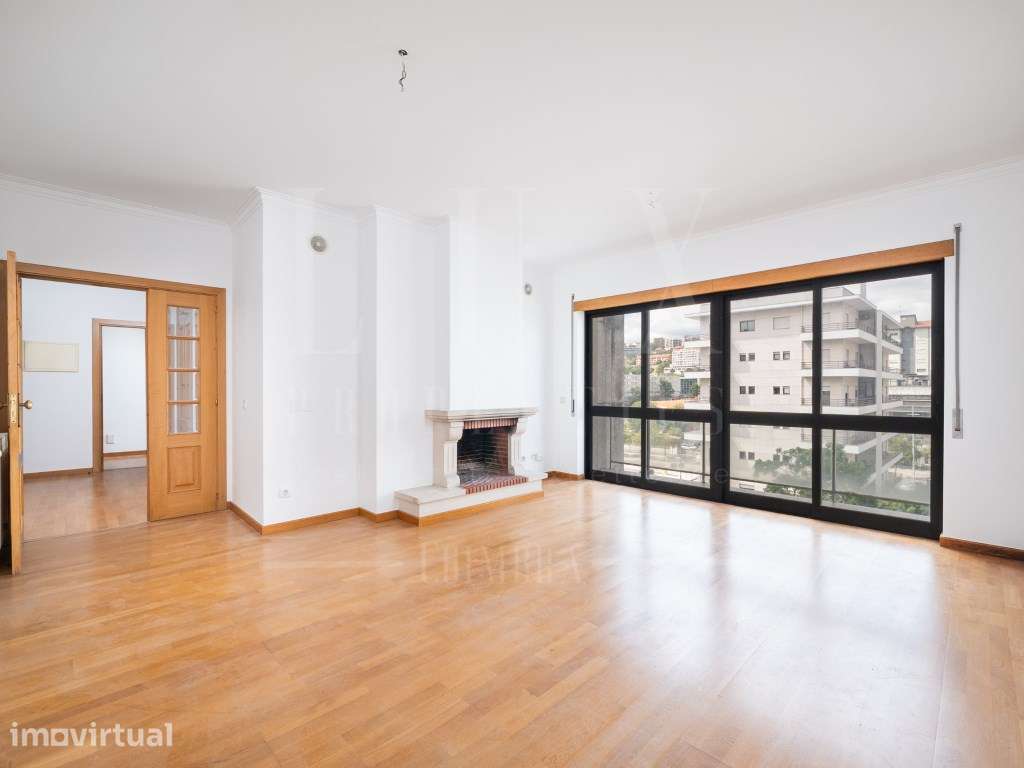 ARRENDAMENTO | Apartamento T2 | Rua Jorge Anjinho, Coimbra - Grande imagem: 3/30