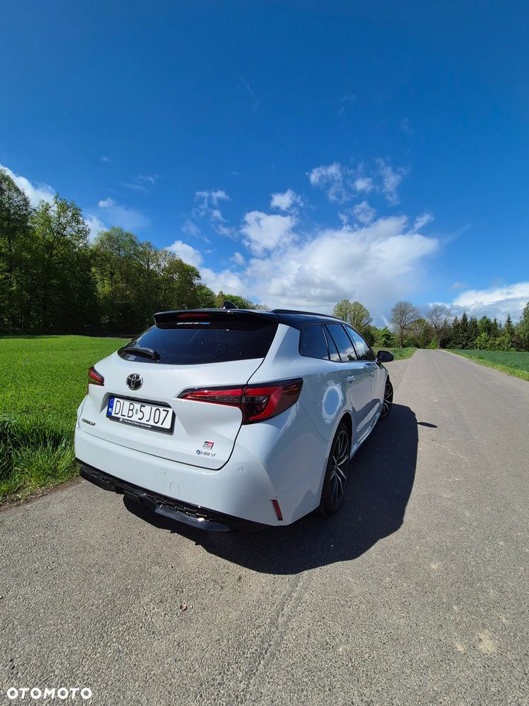 Toyota Corolla 2.0 Hybrid GR Sport Dynamic - 8
