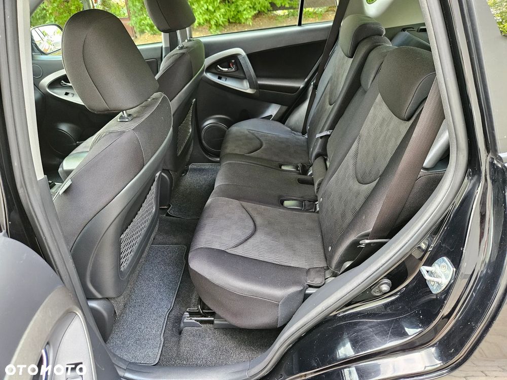 Toyota RAV4 2.0 VVT-i Premium - 10