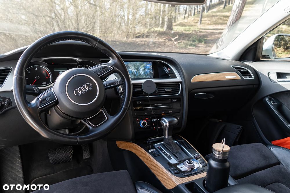 Audi A4 Allroad 2.0 TDI Quattro S tronic - 11