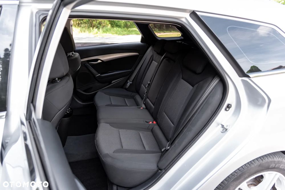 Hyundai i40 1.6 GDI Comfort + - 22