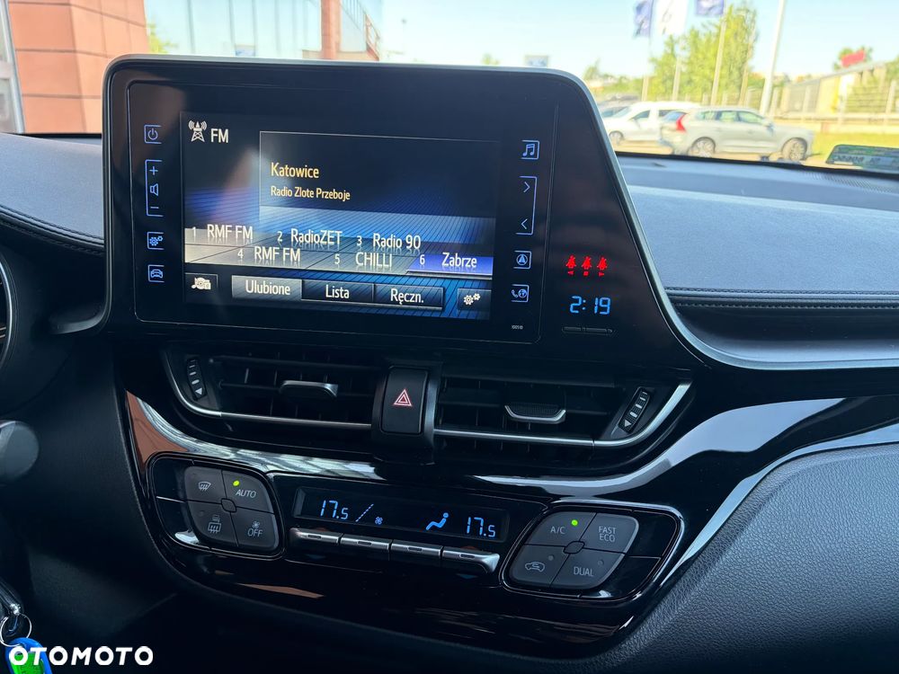 Toyota C-HR 1.2 T Dynamic - 16