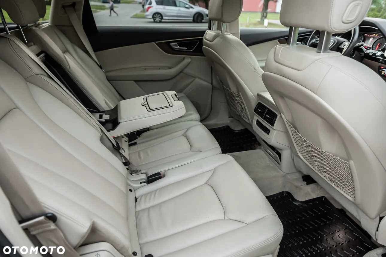 Audi Q7 3.0 TFSI Quattro Tiptronic - 34