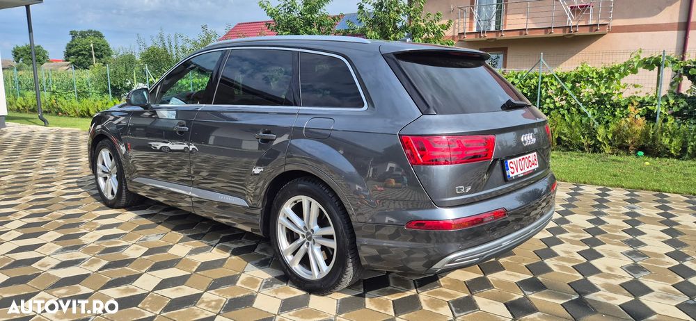 Audi Q7 - 6