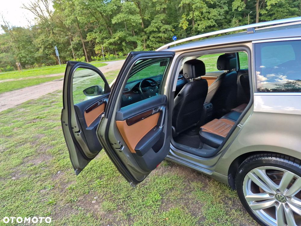 Volkswagen Passat - 9