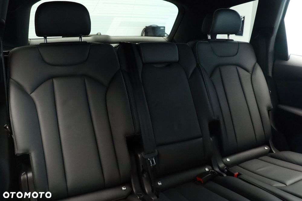Audi Q7 50 TDI mHEV Quattro S Line Tiptr - 14
