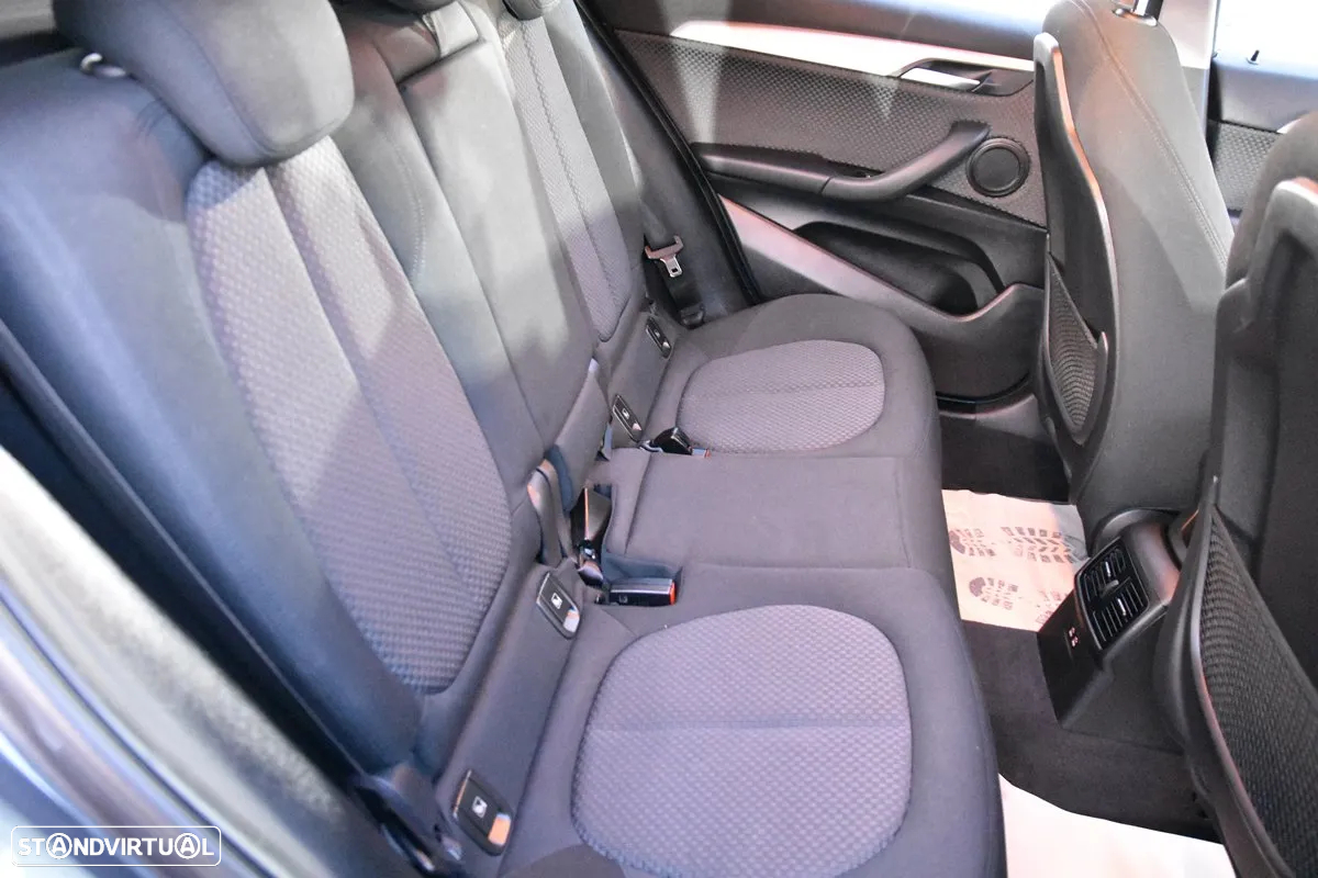 BMW X2 16 d sDrive Advantage - 24