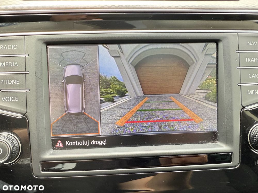 Volkswagen Passat 2.0 TDI Bi-Turbo BMT 4Mot Highline DSG - 17