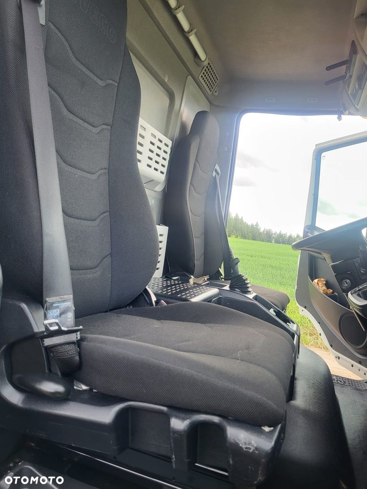 Iveco EUROCARGO 160E21 E6 2016r Izoterma Chłodnia Mroźnia agregat 230V Winda przegrody 3 parowniki - 38