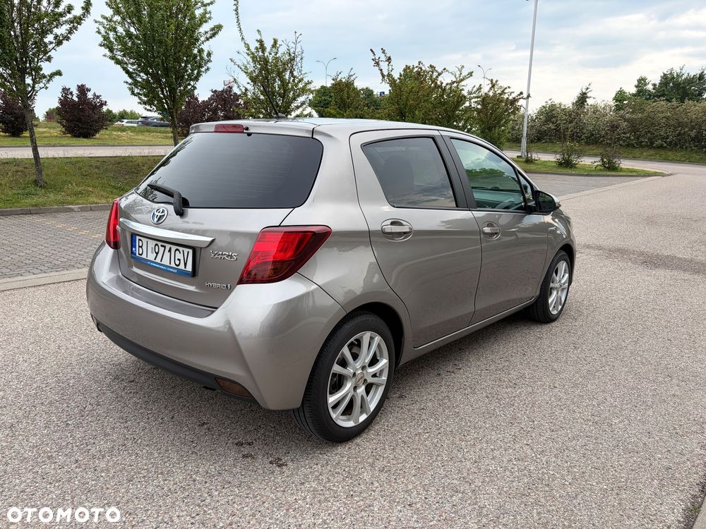Toyota Yaris - 3