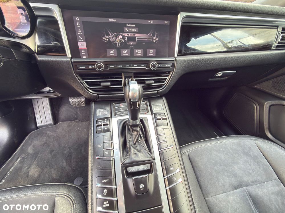 Porsche Macan PDK - 12