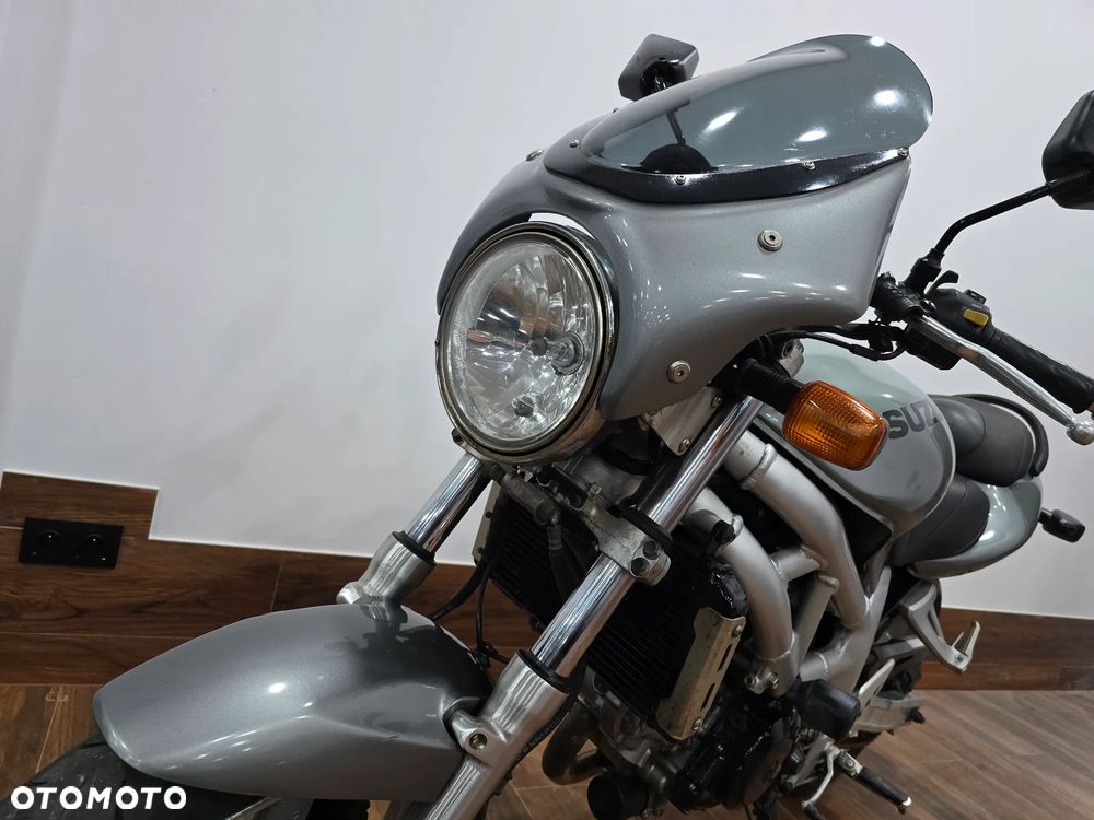 Suzuki SV - 18