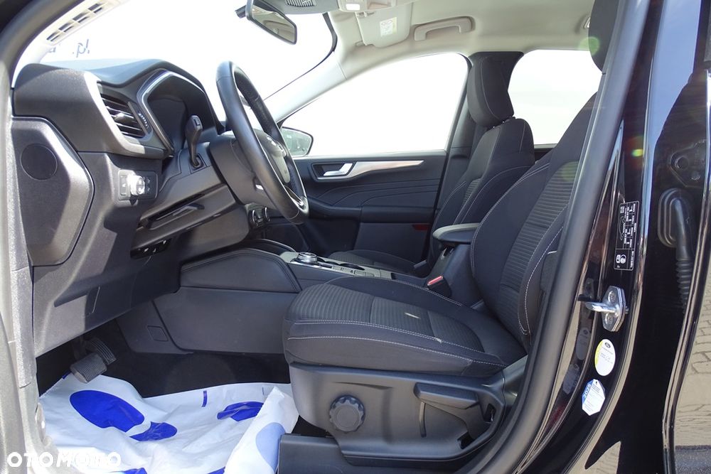 Ford Kuga 2.5 Duratec FHEV 4x4 TITANIUM X - 23