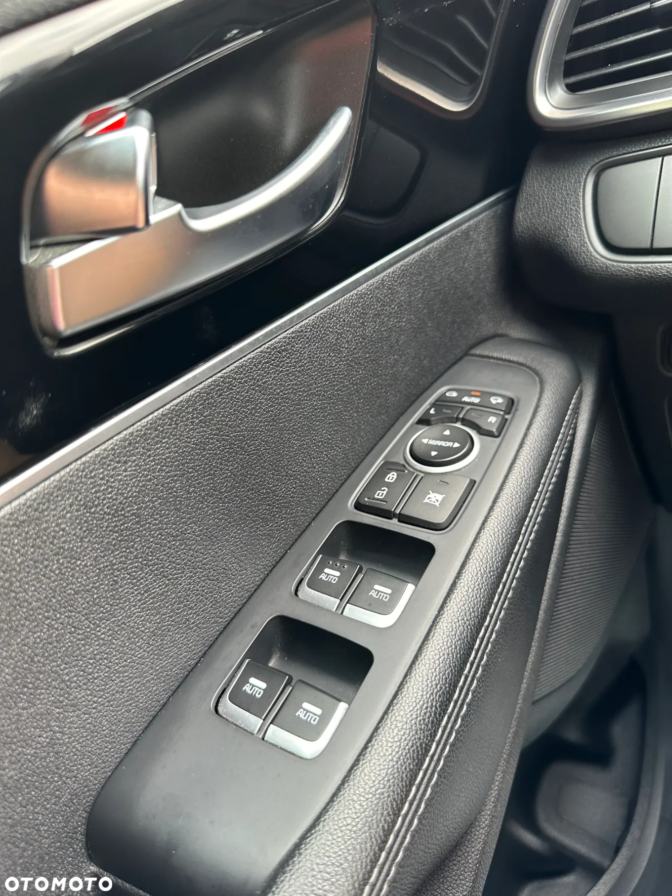 Kia Sorento 2.0 CRDI Business Line Plus - 27