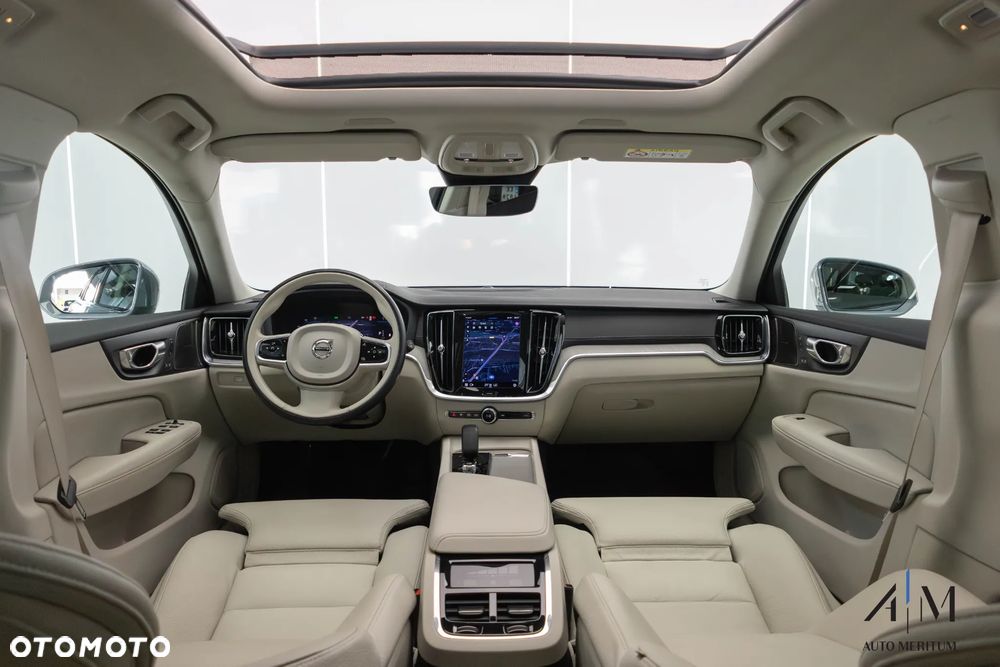 Volvo V60 Cross Country B4 D AWD Geartronic - 17