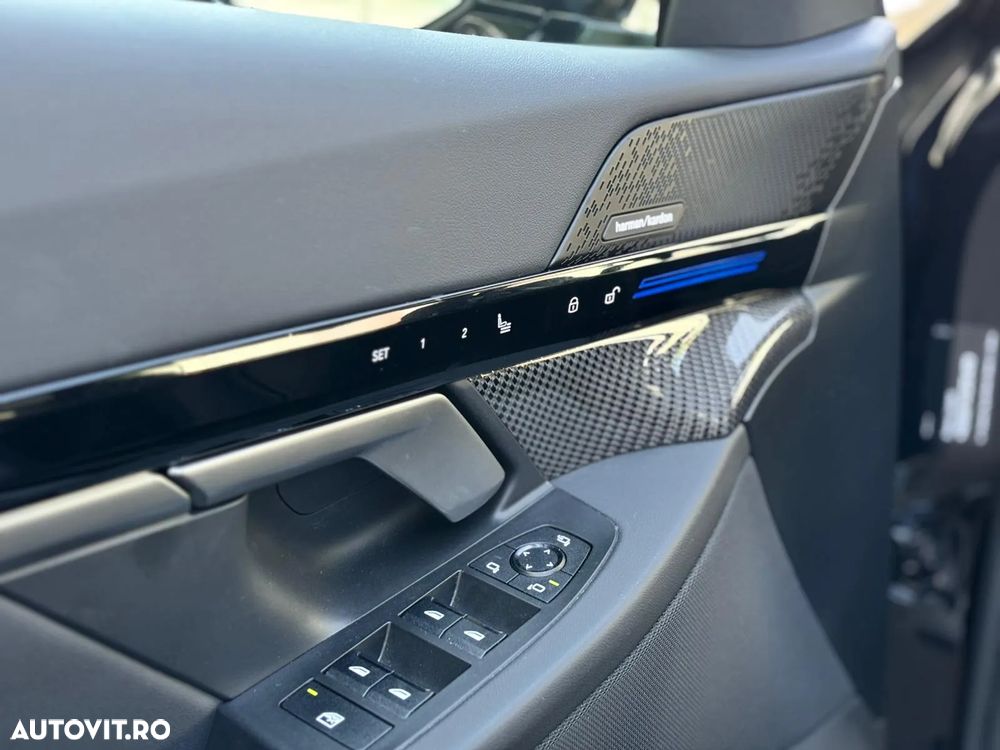 BMW Seria 5 520d xDrive AT MHEV - 16