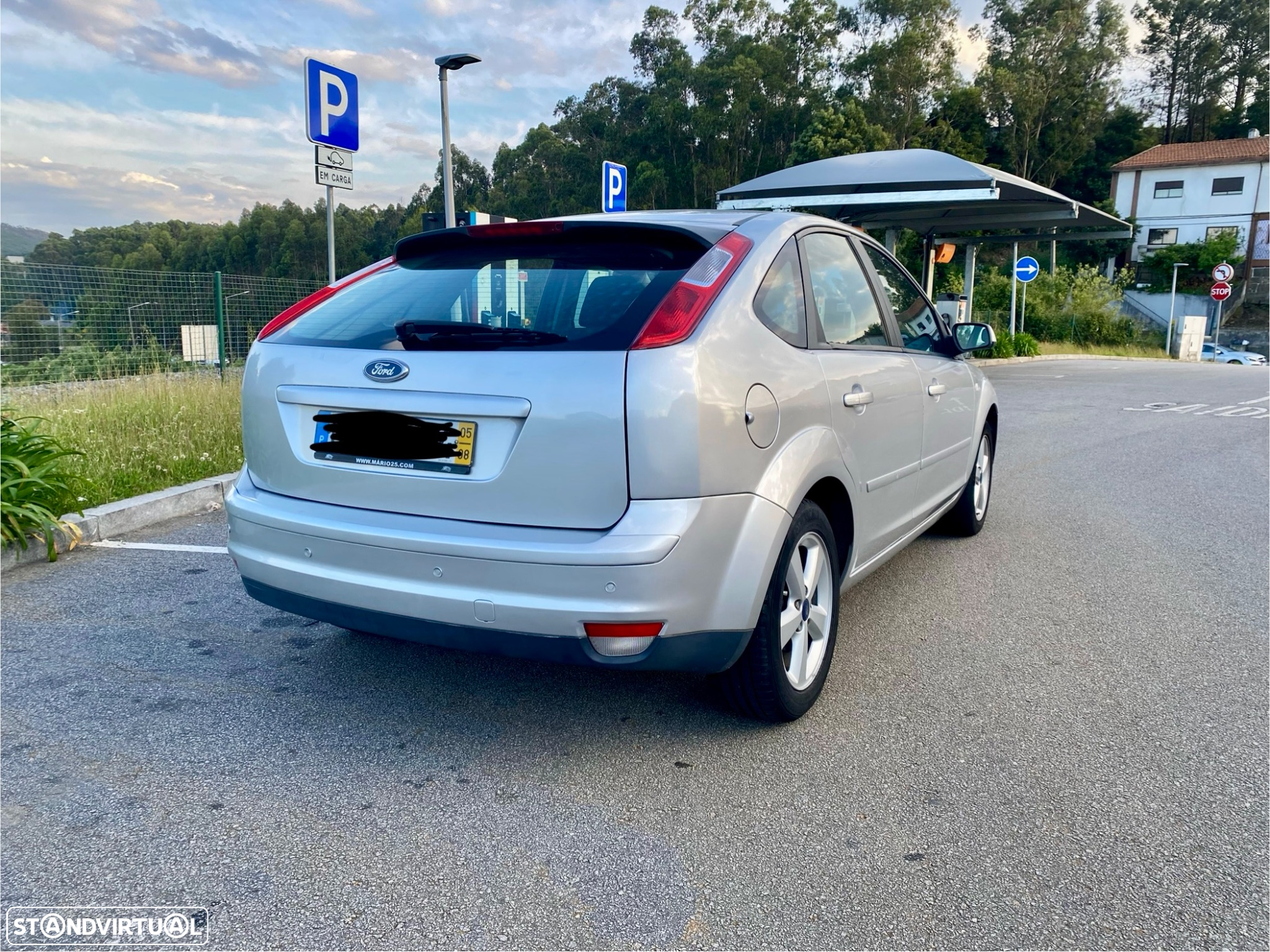 Ford Focus 1.4 16V Sport - 4