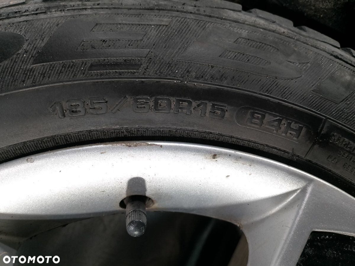 FELGI ALUMINIOWE Z OPONAMI 15  MAZDA 2 ( 03-07 ) - 9