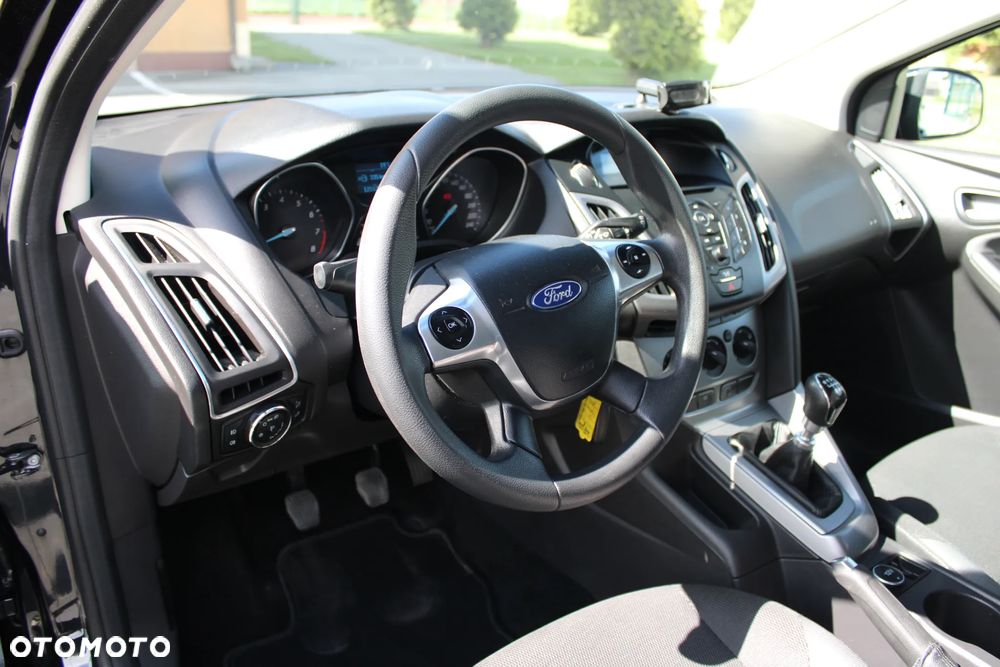 Ford Focus 1.0 EcoBoost STart-Stopp-System TITANIUM - 16