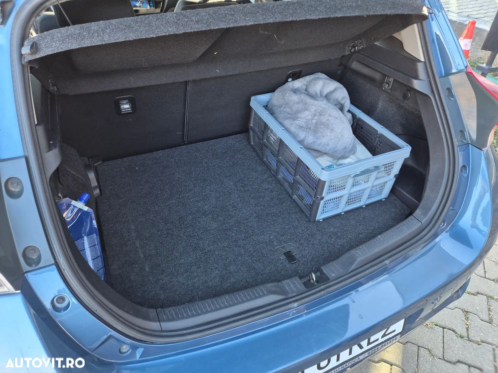 Toyota Auris 1.8 L VVT-i HSD Luna - 25