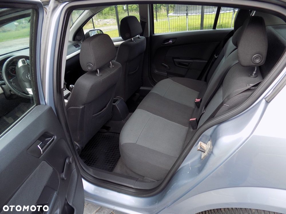 Opel Astra 1.6 Edition - 27