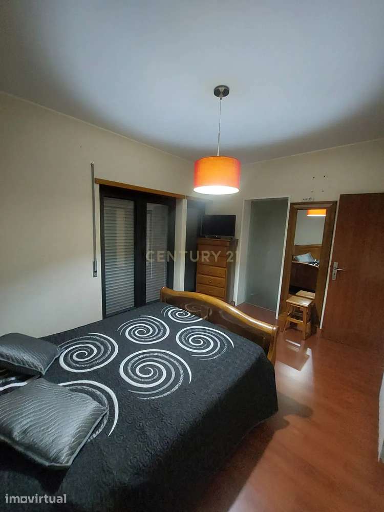 Moradia  geminada T3 em Braga - Grande imagem: 2/17