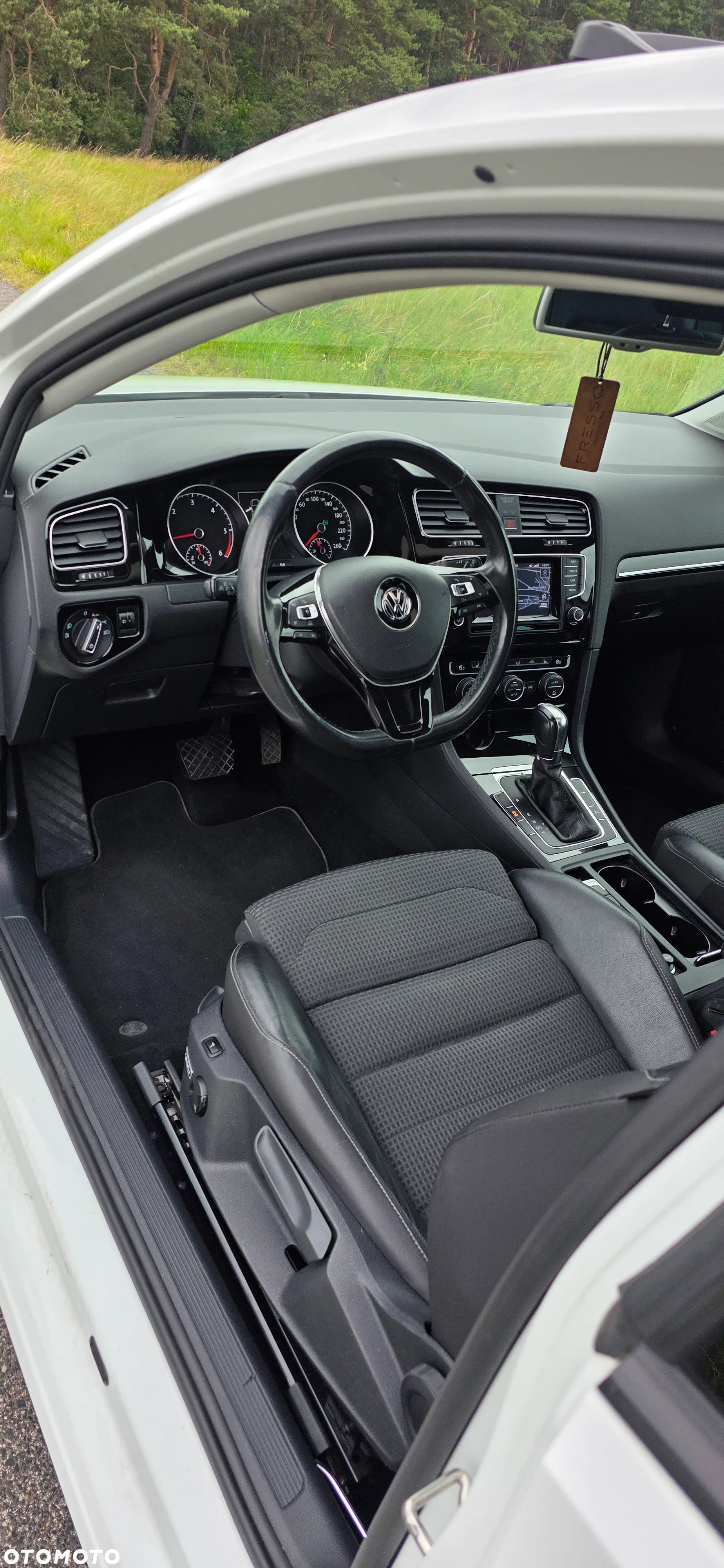 Volkswagen Golf 2.0 TDI (BlueMotion Technology) DSG Comfortline - 13