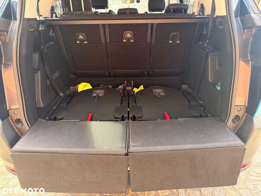 Peugeot 5008 1.6 THP Allure S&S EAT6 - 10